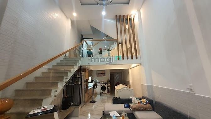 Hình ảnh 61m2, 4PN, chỉ với 80tr/m2, trung tâm Tân Phú