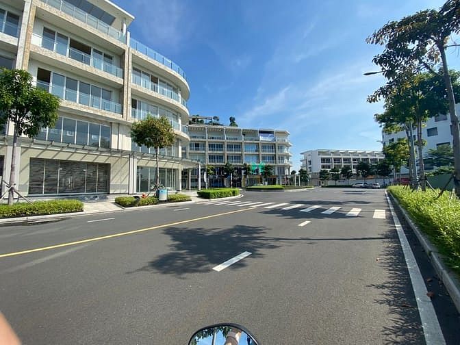 Hình ảnh Shophouse thuộc KĐT Sala cần cho thuê.