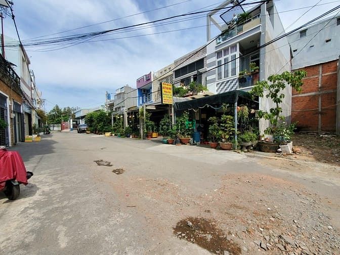 Hình ảnh 80M2 công nhận đủ, đường 8m Hiệp Bình Chánh. Cách Gigamall 500m.