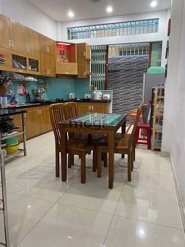 Hình ảnh Nhà phố hiện đại 5 tầng, đường Võ Văn Tần Q3