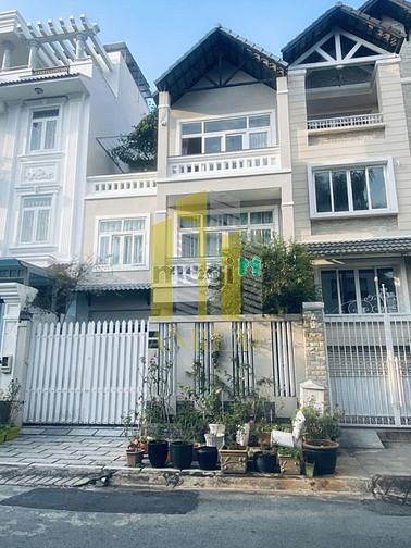 Hình ảnh Cho Thuê Villa Hầm 3 Lầu - An Phú - 45 Triệu