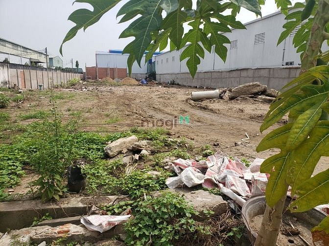 Hình ảnh Cần bán lô đất gần chợ 92m2 giá 999tr