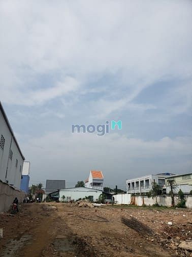Hình ảnh Cần bán lô đất gần chợ 92m2 giá 999tr