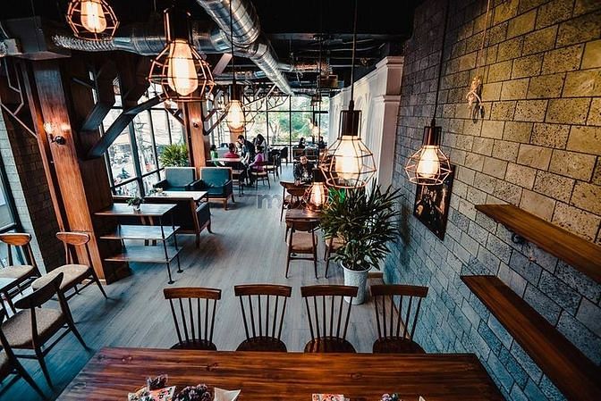 Hình ảnh mặt Phố Huế 50 m2 mặt tiền 4.5m, giá thuê 10 Triệu/tháng.
