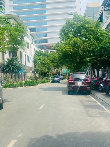 Hình ảnh Bán biệt thự liền kề số 3 đường số 5 khu HaDo Centrosa, đang cho thuê