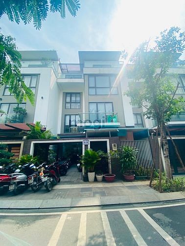 Hình ảnh Bán biệt thự liền kề số 3 đường số 5 khu HaDo Centrosa, đang cho thuê