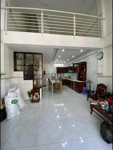 Hình ảnh Nhà 2 Lầu Cần Tìm Chủ , Đường Đặng Văn Bi , Thủ Đức