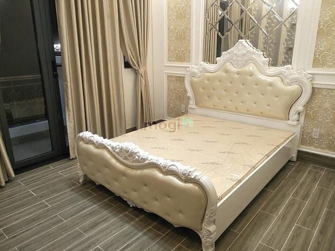 Hình ảnh vợ chồng em cần bán gấp trong tết