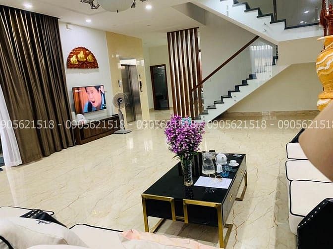 Hình ảnh Cho thuê villa Ngũ Hành Sơn - 5PN siêu vip - thang máy, sân vườn