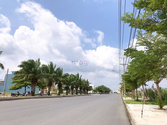Hình ảnh Bán gấp nền thổ cư gần siêu thị Aeon, shr, mặt tiền đường 16m.