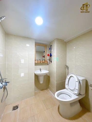 Hình ảnh CHDV mới xây gác lửng gần KCX Tân Thuận, Cresscent Mall, qua q4 10p