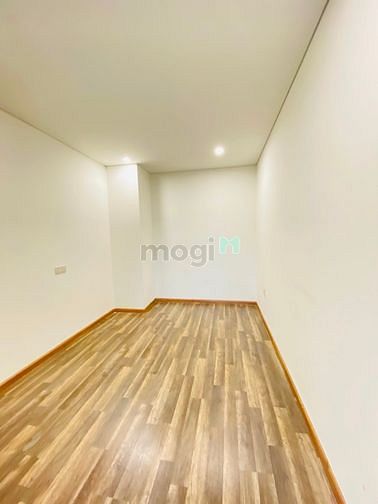 Hình ảnh Cho thuê căn 2PN Hà Đô tầng trung, thoáng mát. Giá 17triệu cơ bản
