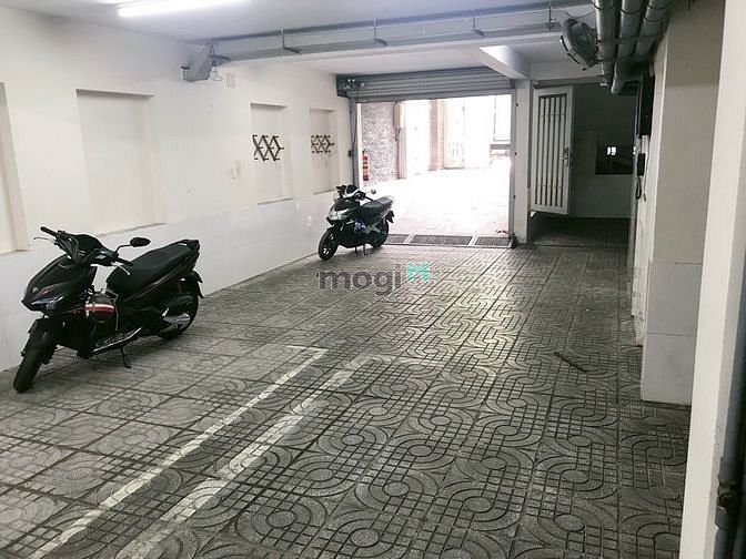 Hình ảnh Cho Thuê Nhà Hoàng Văn Thụ, P4, Quận Tân Bình, 8x20m, Hầm trệt 3 lầu