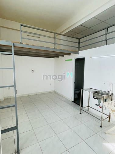 Hình ảnh Phòng cho thuê gần chợ An Nhơn có gác 2,5tr/th