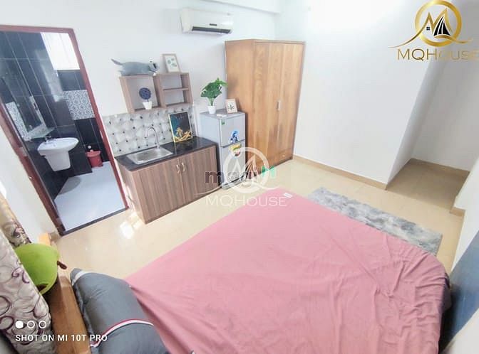 Hình ảnh CH30m2 Phan Chu Trinh, cửa sổ ban công thoáng, thang máy, mới 99%