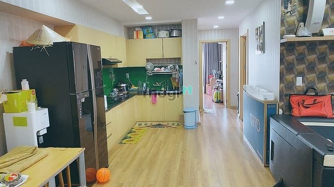 Hình ảnh Chuyển công tác cần bán CH Oriental Plaza Q .TP