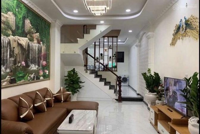 Hình ảnh Bán nhà ngõ 63 thái thịnh 43m x 4T