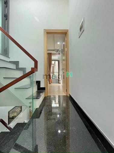 Hình ảnh Nhà cần bán gấp , 1 lầu , 2 pn ,2 wc
