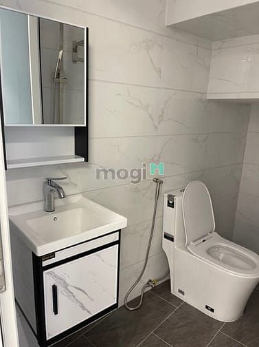 Hình ảnh Cần bán nhà CMT8 Quận 10 giá chỉ 4ty150