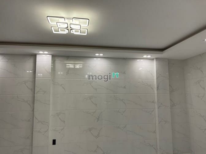 Hình ảnh Cần bán nhà CMT8 Quận 10 giá chỉ 4ty150