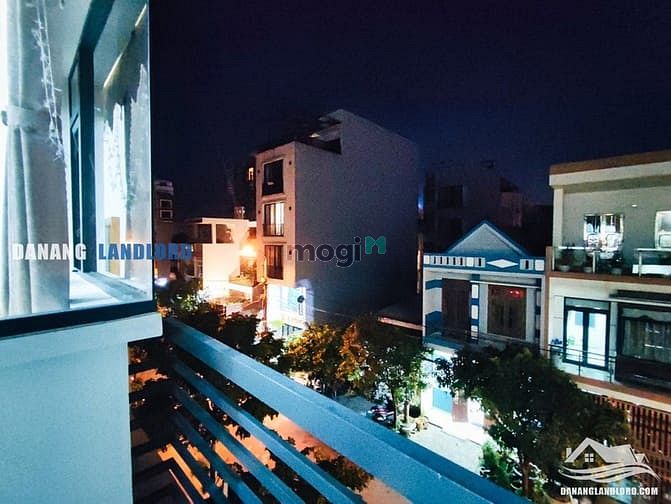 Hình ảnh Nhà đẹp 4 phòng ngủ quận Sơn Trà - B242
