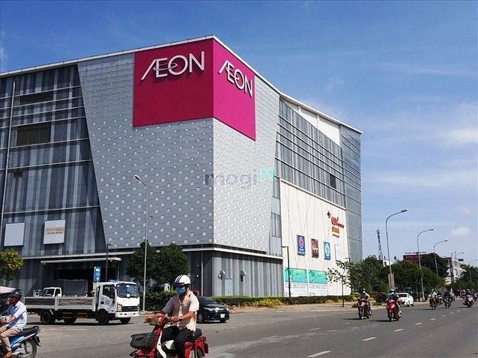 Hình ảnh Bán căn góc 2pn Moonlight Tên Lửa Aeon Mall Bình Tân view hồ bơi