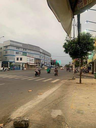 Hình ảnh Mặt tiền kinh doanh 123m2 đường Tên Lửa, ngay siêu thị AEON Bình Tân