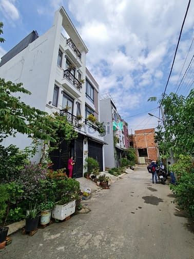 Hình ảnh 1 Lô duy nhất 60m2 kdc Hồng Long, đường 7m sổ đỏ công chứng trong ngày