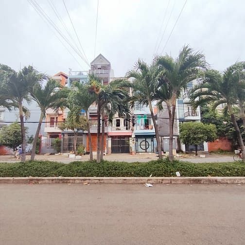 Hình ảnh Bán 80m2 đất mặt tiền Cao Lỗ, Phường 4, Quận 8