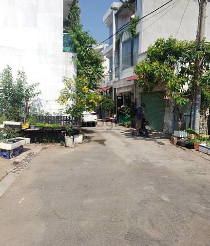 Hình ảnh Bán Lô Đất Sát Chợ Tăng Nhơn Phú B . Quận 9