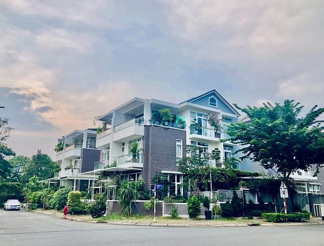 Hình ảnh Bán gấp nhà phố Jamona Golden Silk 90M2