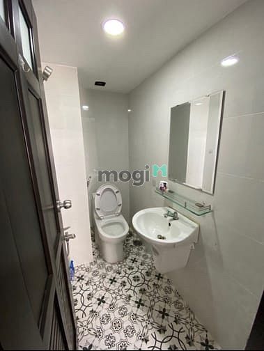 Hình ảnh Chiếc phòng xinh xắn tại Trung tâm BT cách ĐH UEF 300m