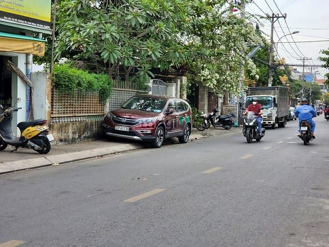 Hình ảnh Đất mặt tiền! 91m2 khu sầm uất gần chợ, Giá 7ty5 Linh Đông Thủ Đức!