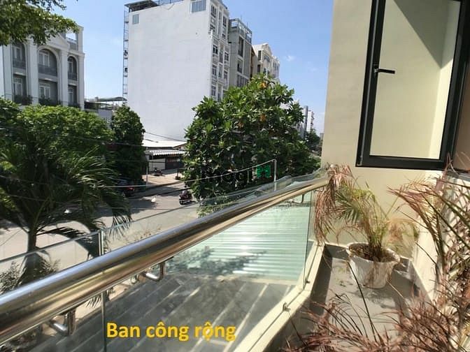 Hình ảnh Studio full nội thất Q7- có bancol- Gần Crescent Mall, bệnh viện Q7