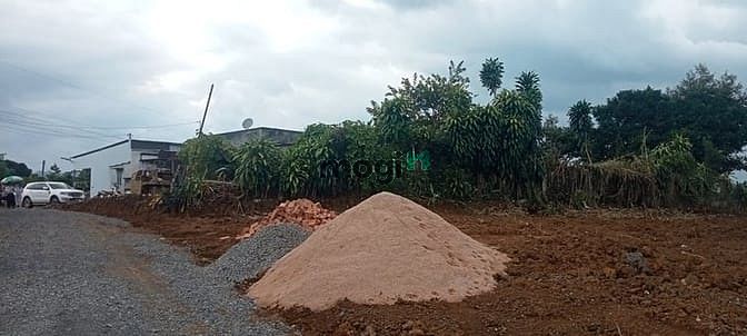 Hình ảnh Tới ngày công chứng không đủ tiền, cần ra đi gấp lô đất