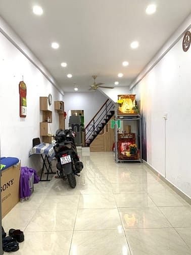 Hình ảnh Nhà bán chợ Vườn Chuối. Q3. Chỉ 7 tỷ.