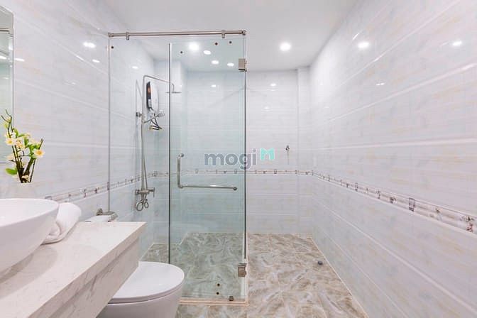 Hình ảnh 🔥 Chdv ngay Nguyễn Vân Trỗi - Full NT - 2 Mặt cửa kính