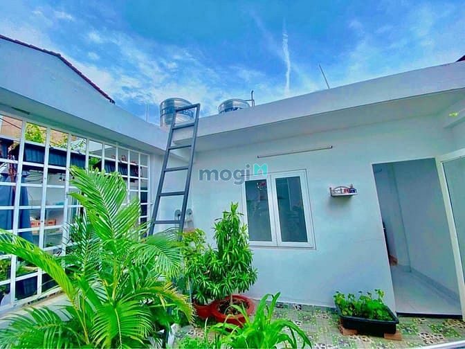 Hình ảnh Bán nhà mặt tiền nội bộ VIP Phú Nhuận, Phan Đăng Lưu chỉ 8.5 tỷ, 40m2.