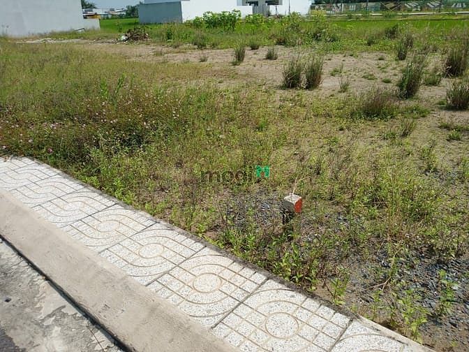 Hình ảnh Bán đất nền MT826, Cần Đước, 103m2 gần Rạch Kiến giá 1 tỉ Xx SHR