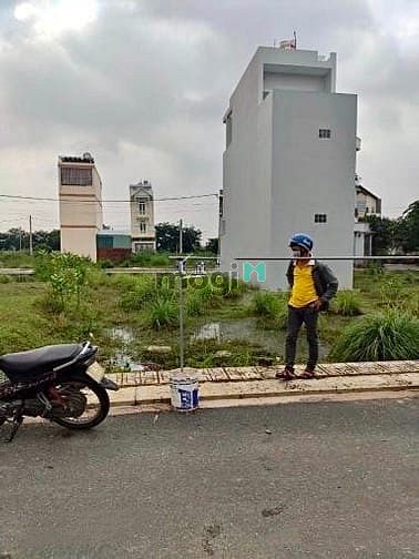 Hình ảnh Tôi cần bán gấp đất đường Liên Phường, Phú Hữu, Q9, Gần trường
