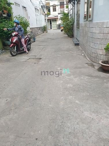 Hình ảnh Hẻm xe hơi Tô Hiệu 62 m2 giá chỉ 4,9 tỷ.