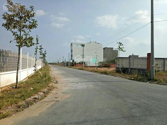 Hình ảnh Chính chủ gữi bán đất , KDC tên lửa 2 , Gía 15tr/m2