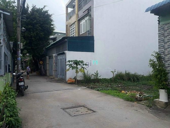 Hình ảnh Đất Thổ 100m2 Mặt Tiền Đường Long Phước,Q9 Sổ hồng Riêng chính chủ