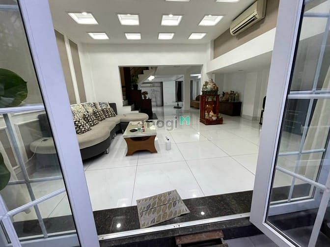 Hình ảnh Biệt thự VIP Quận 10 Trần Bình Trọng