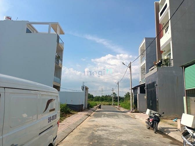Hình ảnh Cần Bán Gấp Lô Đất Giá Rẻ Hơn Thị Trường , Quận 9