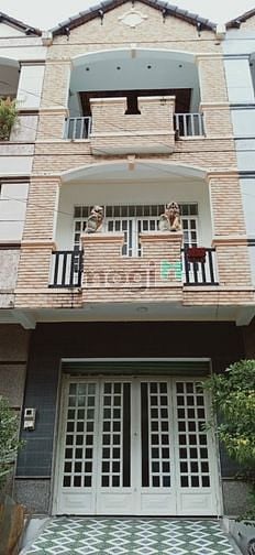 Hình ảnh Nhà 2lầu 1trệt kdc Bửu Long 4,5x20m shr thổ cư