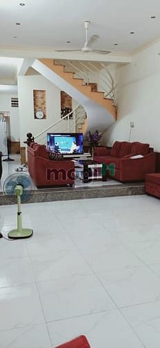 Hình ảnh Nhà 2lầu 1trệt kdc Bửu Long 4,5x20m shr thổ cư