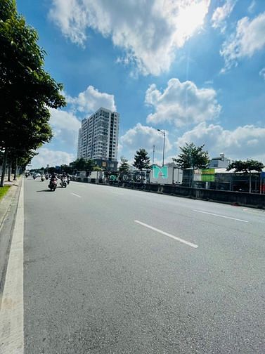 Hình ảnh Bán đất lô góc Mặt tiền kinh doanh đường số 9 Linh Tây TĐ, sát PVĐ