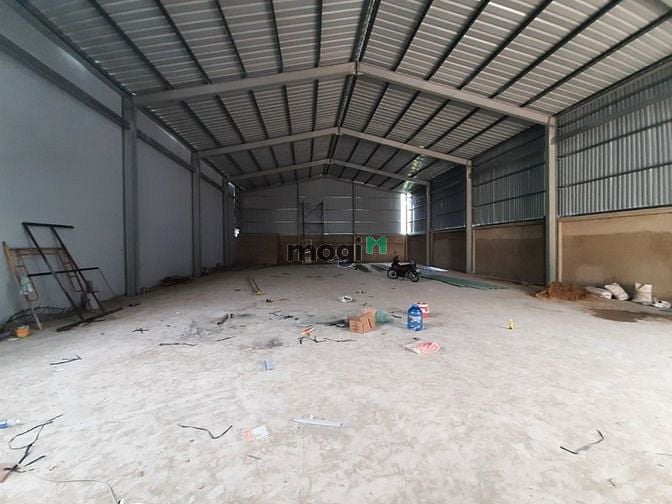 Hình ảnh Kho xưởng 450m2 trần cao không ngập dột