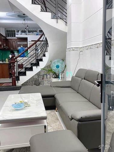 Hình ảnh Nhà đẹp Âu Dương Lân P3, Q8 . Sàn đúc thật BTCT